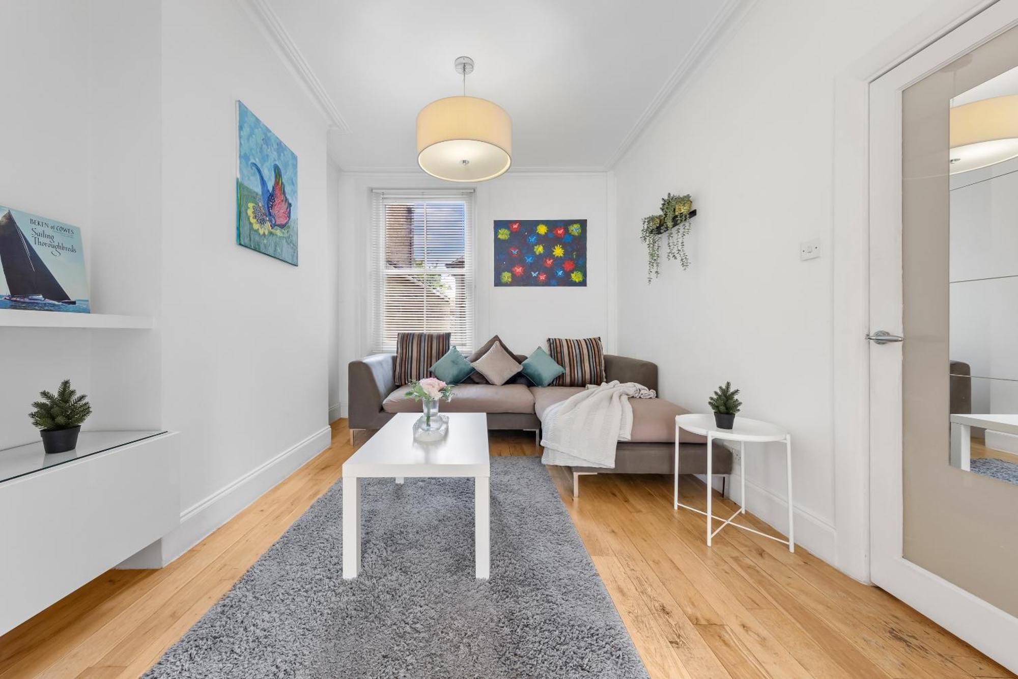 Luxury 4-Bedroom Modern Flat In Central London Steps From Station, Sleeps 9 In Style! Dış mekan fotoğraf