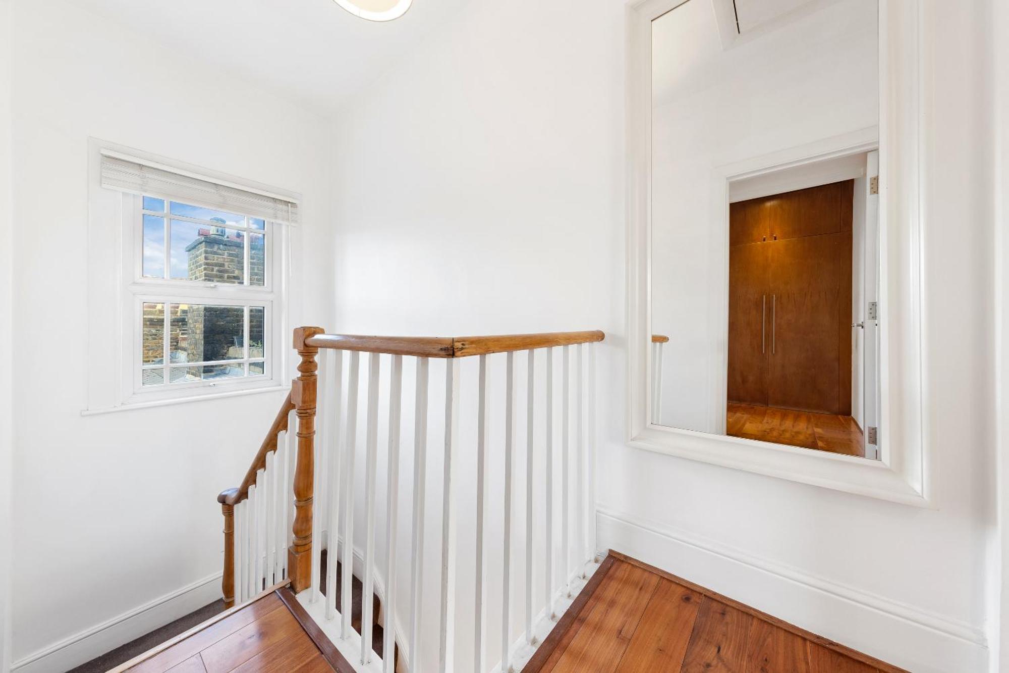 Luxury 4-Bedroom Modern Flat In Central London Steps From Station, Sleeps 9 In Style! Dış mekan fotoğraf