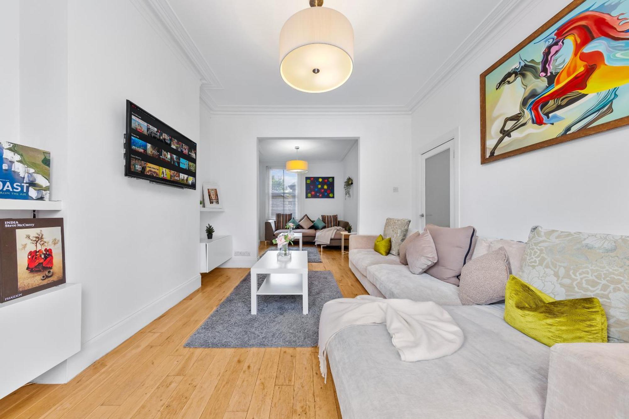 Luxury 4-Bedroom Modern Flat In Central London Steps From Station, Sleeps 9 In Style! Dış mekan fotoğraf