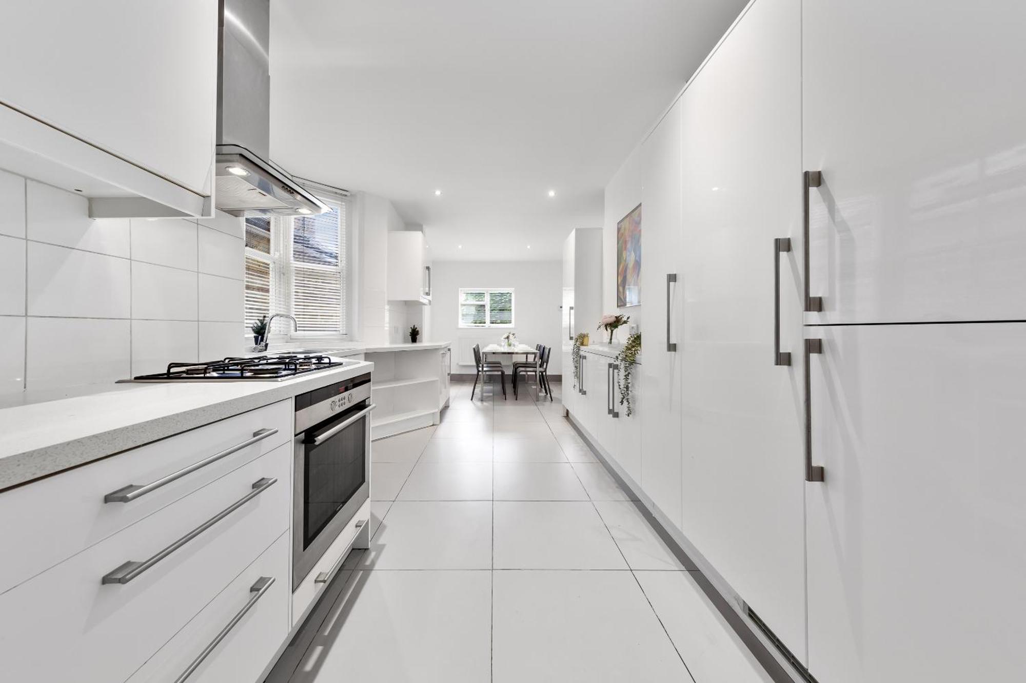 Luxury 4-Bedroom Modern Flat In Central London Steps From Station, Sleeps 9 In Style! Dış mekan fotoğraf