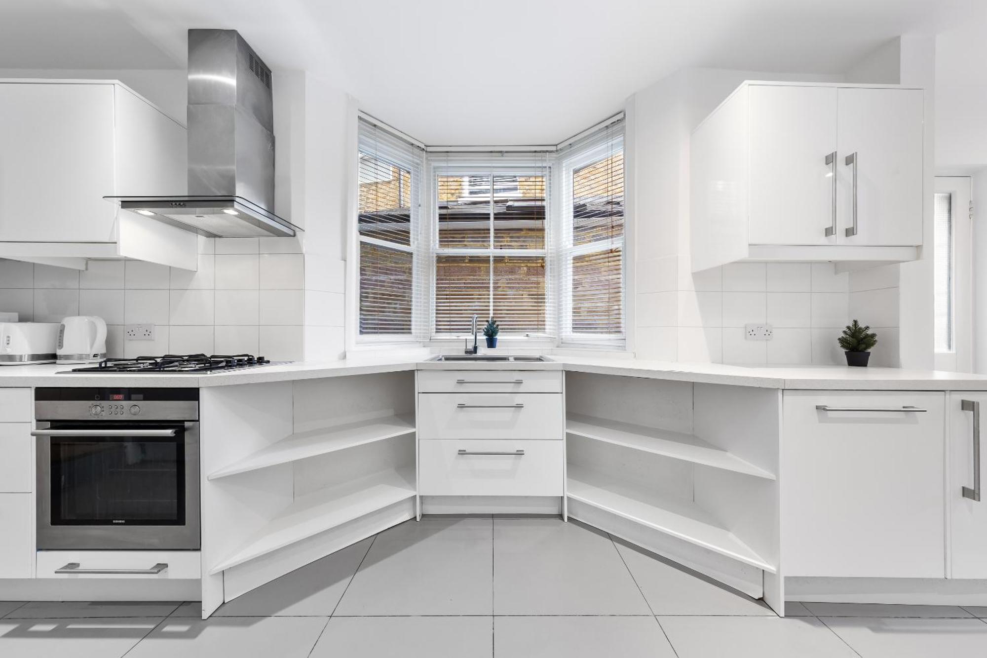 Luxury 4-Bedroom Modern Flat In Central London Steps From Station, Sleeps 9 In Style! Dış mekan fotoğraf